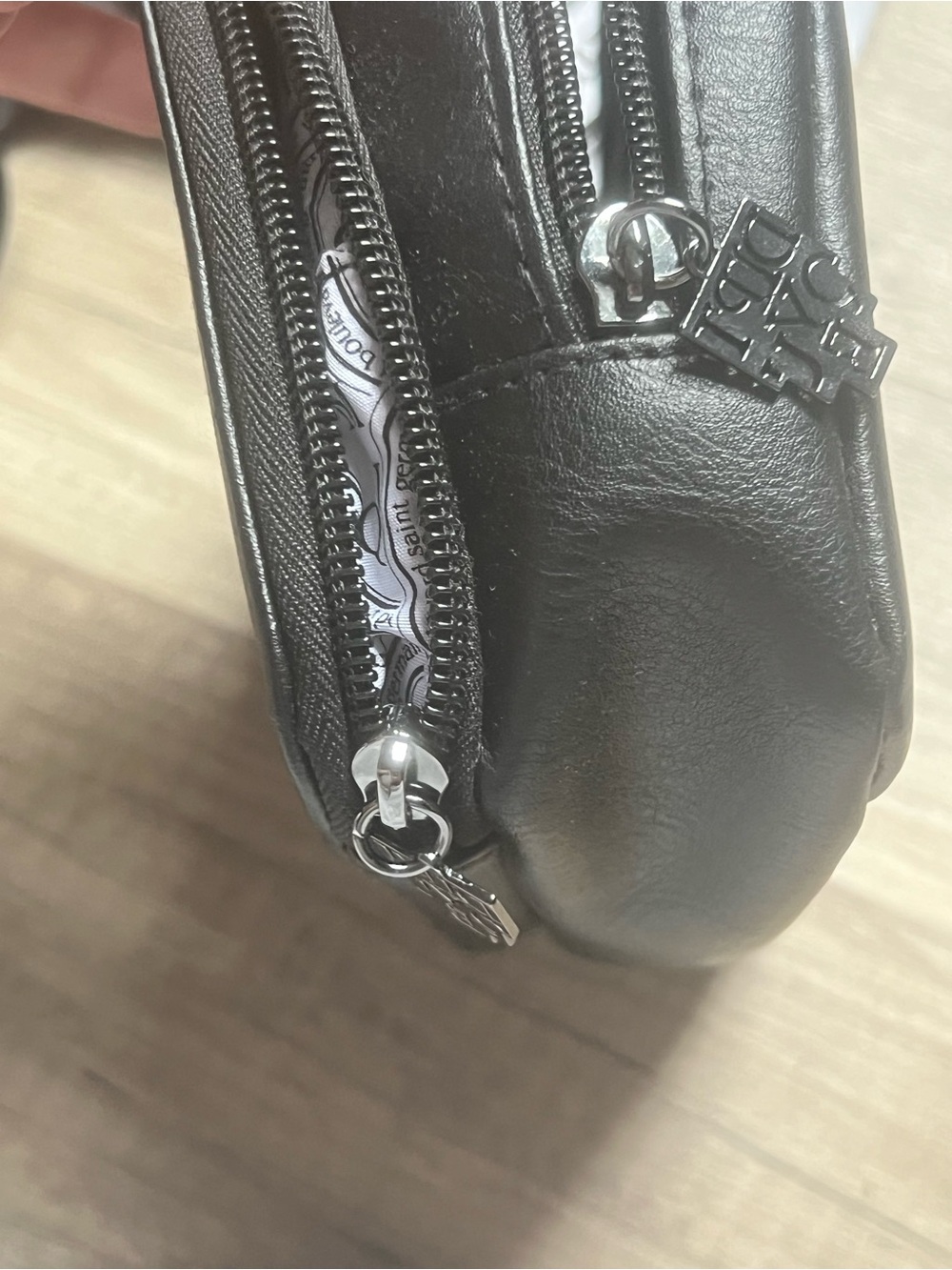 diptyque Black Leather Toiletry Pouch w/ dust bag - Picture 3 of 4